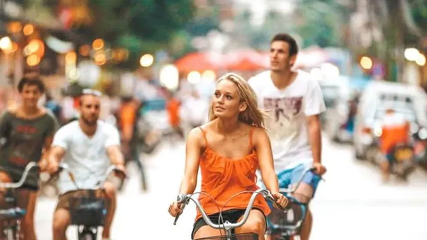 Save 10% on Asia Trips with Contiki's March Sale