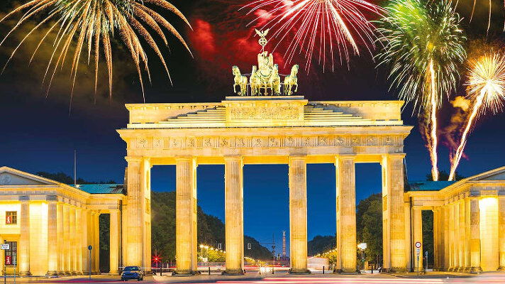 Tours Starting In Berlin - 2024-2027 Seasons Illustration 