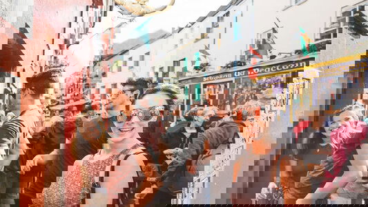 Who you'll Travel With