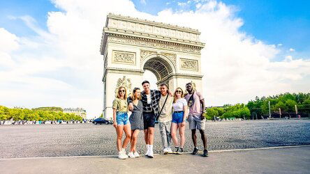 17 Day Paris to Athens (Plus) (Contiki)