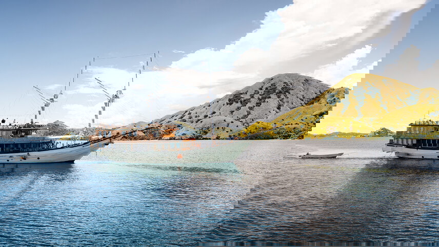 Komodo & Flores Sail