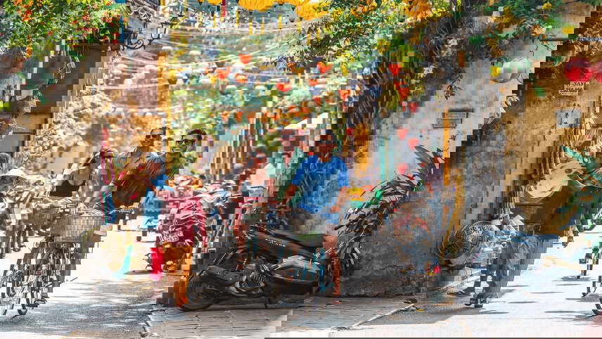 Vietnam Highlights with Ha Giang Loop