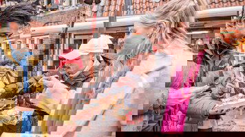 10 Day London to Warsaw Vistas (Winter) (Contiki)