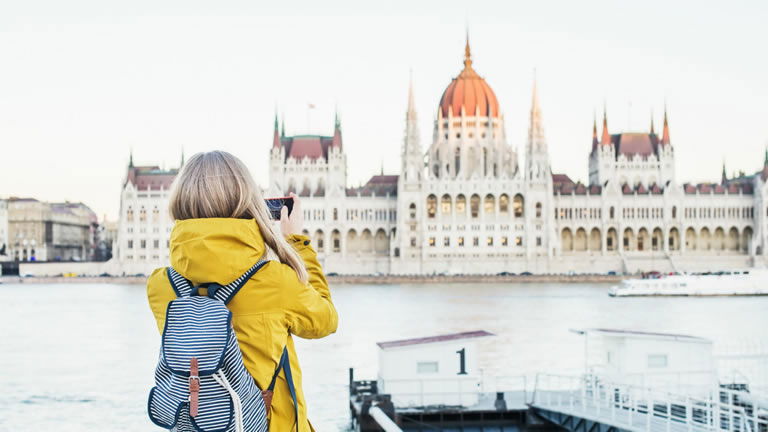 Guest photographing the Hungarian Parliament, Budapest Guest photographing the Hungarian Parliament, Budapest
