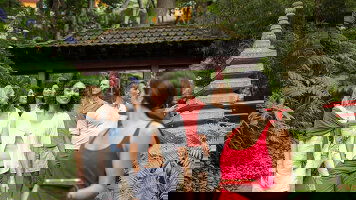 Cosmos's Expert Guides