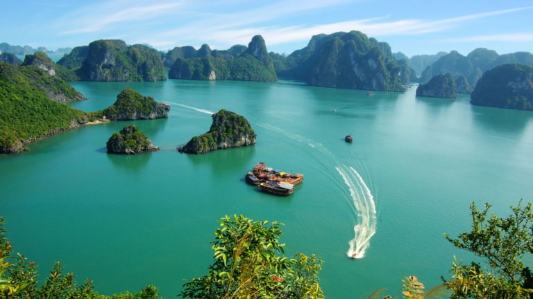 Ha Long Bay VN with Costsaver Ha Long Bay VN with Costsaver