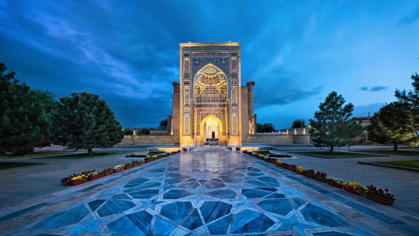 Uzbekistan: Heart of Central Asia