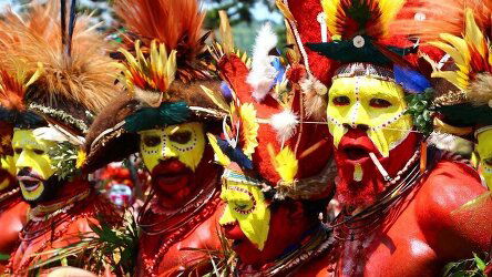 4 Day Mount Hagen Cultural Show (Crooked Compass)