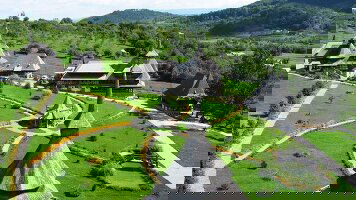 10 Day Real Romania (Crooked Compass)