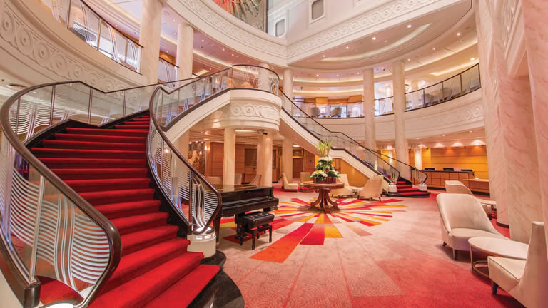 Queen Mary 2's 450th Transatlantic Crossing