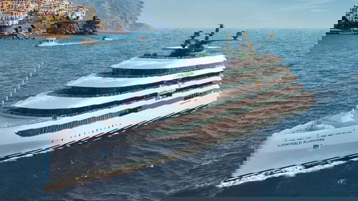 Luxury Yacht Cruising