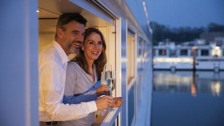 Cruise & Tour In Style
