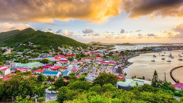 Discover Eastern Caribbean & Grenadines