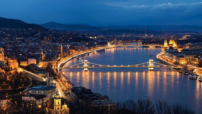 Danube Explorer & Highlights of Budapest