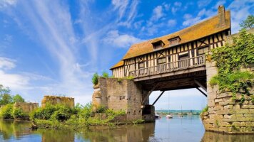 8 Day Festive Sensations of the Seine & Normandy (Emerald Cruises)