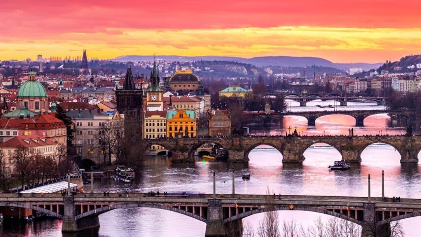 Danube Delights & Classic Prague