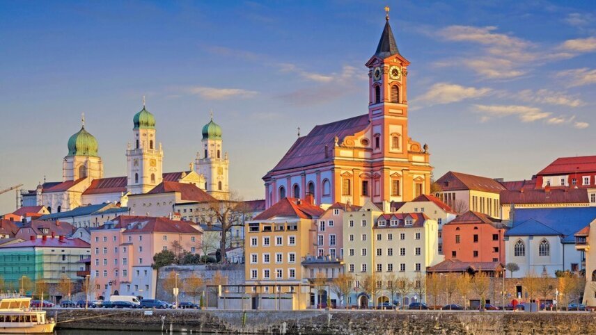 Danube Capitals & Crossroads