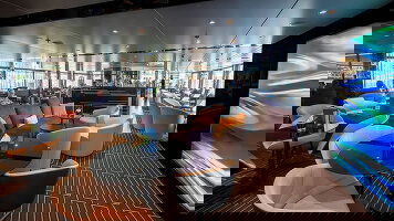 Horizon Bar and Lounge