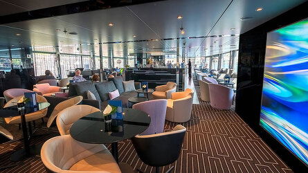 Horizon Bar and Lounge