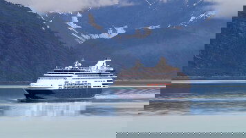 In Destination Cruising