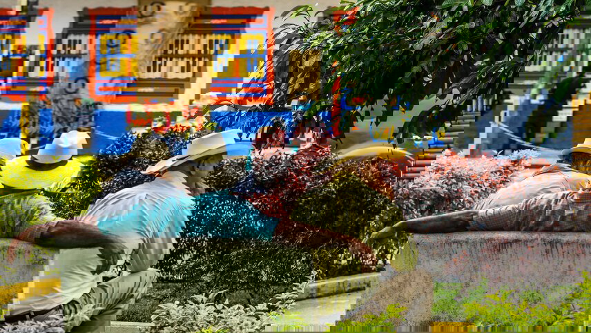 Colombia: Culture, Coffee & Caribbean