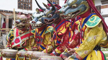 11 Day Festivals of Bhutan – Black Crane (Exodus)