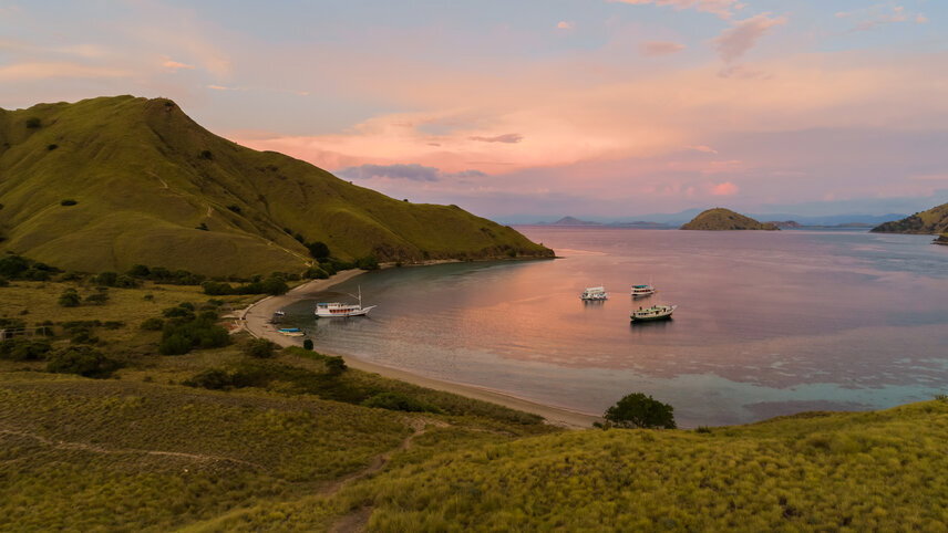 Signature Indonesia - The Sacred Wild Isles