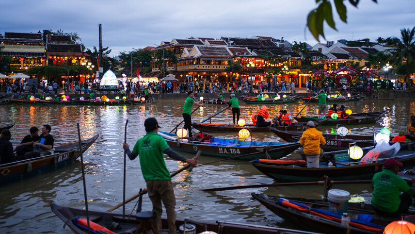 Signature Vietnam - In Fabric & Folklore