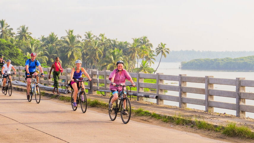 Cycle Kerala & Tropical India