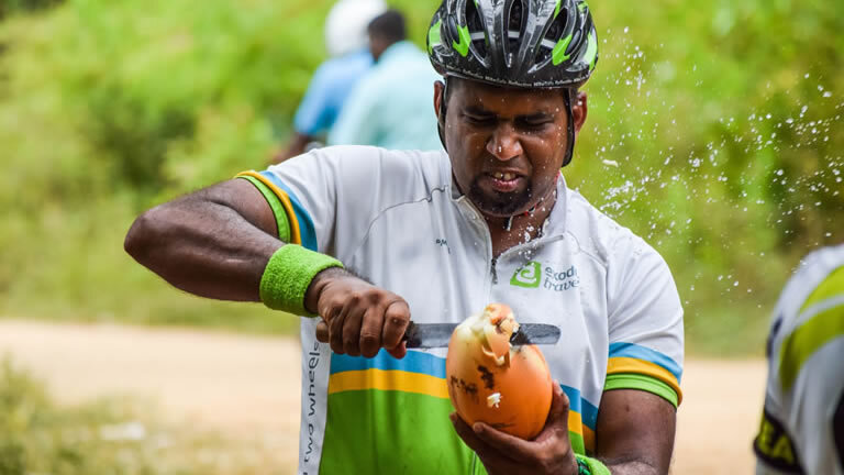 Cycle the Back Roads of Sri Lanka