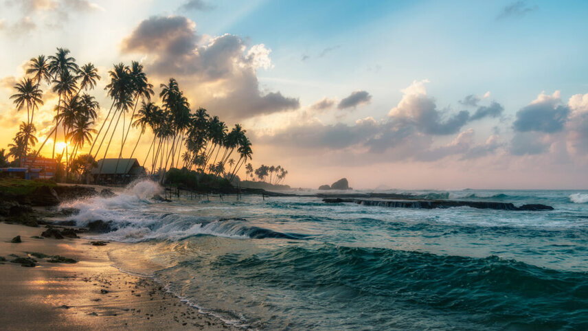 Cycle the Back Roads of Sri Lanka