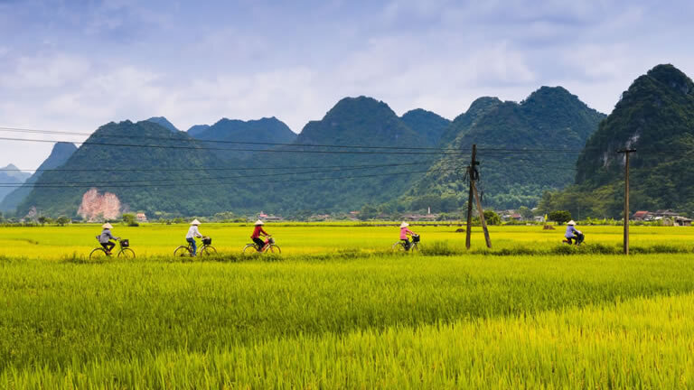 Cycling Vietnam