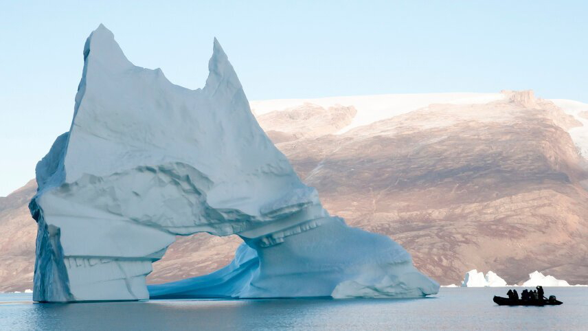 Three Arctic Islands (Southbound)