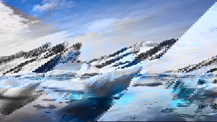 Antarctic Express: Crossing the Circle