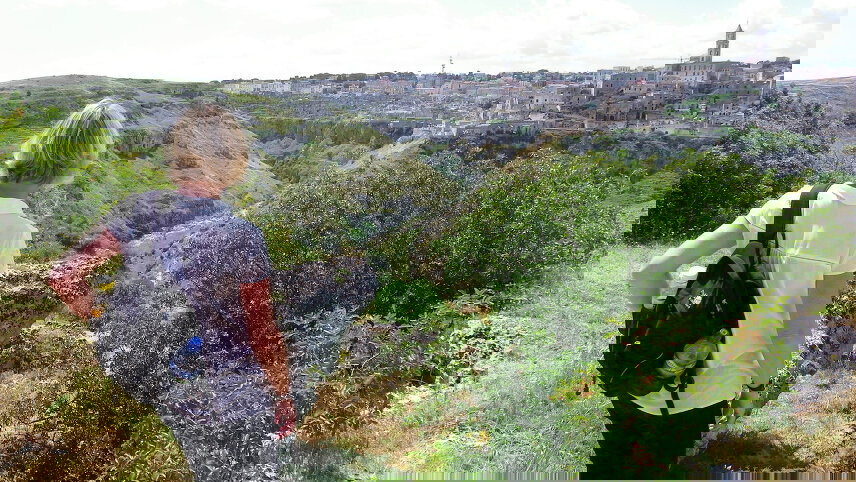 Walking in Puglia & Matera