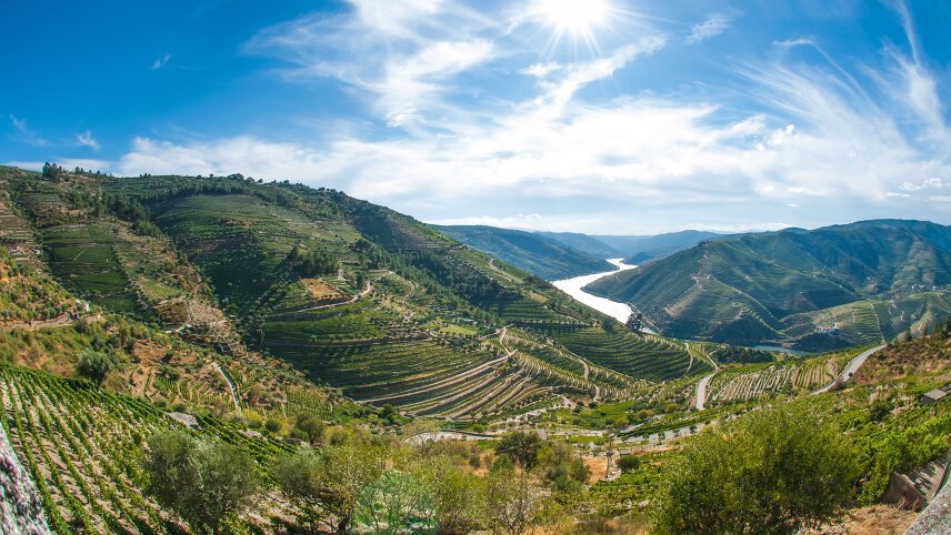 Portugal: Walking & Wine - Premium Adventure