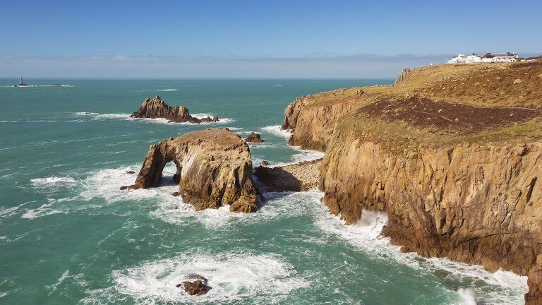 Walking The Western Tip of Cornwall - Twin Centre