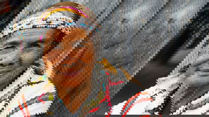 Travel Responsibly, Supporting Local Communities