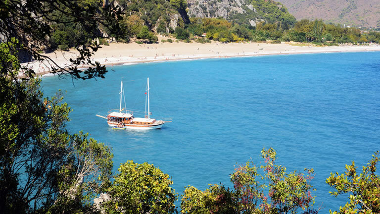 Family Cruising the Turquoise Coast
