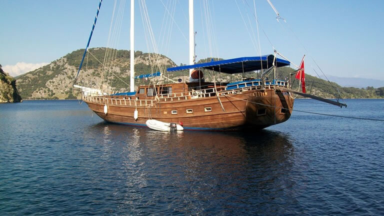 Family Cruising the Turquoise Coast