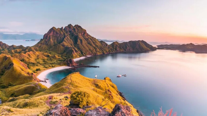 Discover Bali, Flores & Komodo Islands