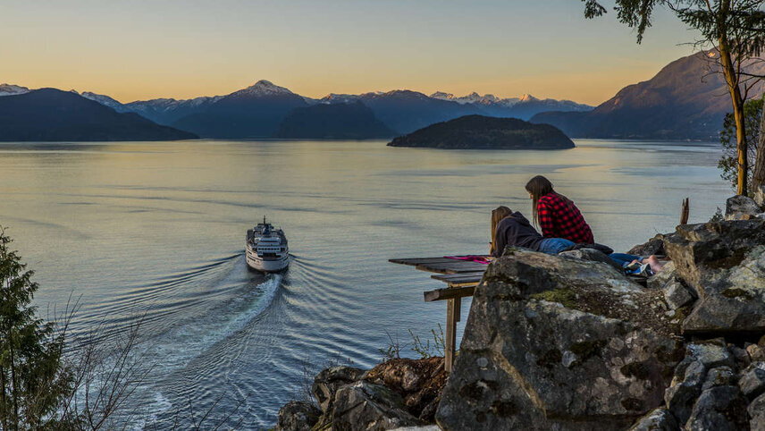 Canadian Rockies & Pacific Coast