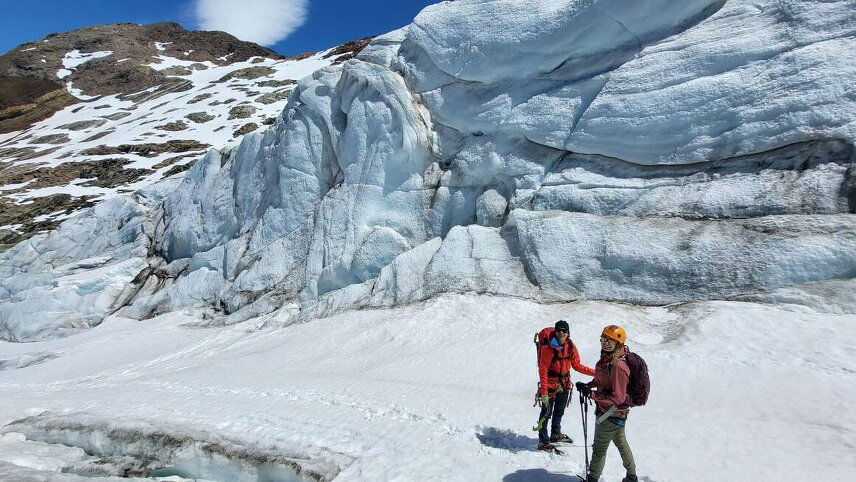 Hiking in Patagonia - Glaciers & Torres del Paine