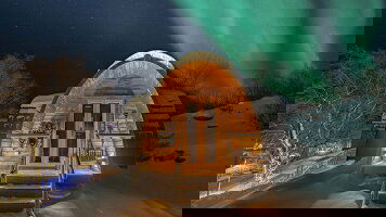 11 Day Chase the Northern Lights Express (50 Degrees North)