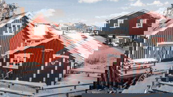 8 Day Iconic Northern Lights (50 Degrees North)