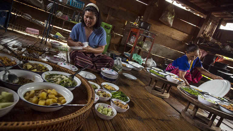 Thailand Adventure: Bangkok, Chiang Mai & Street Food Crawls