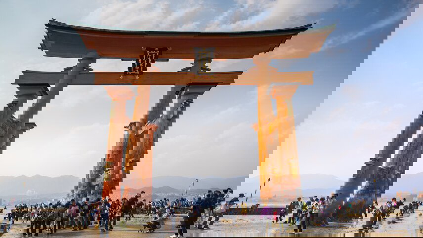 Beijing to Tokyo: The Great Wall & Mt Fuji