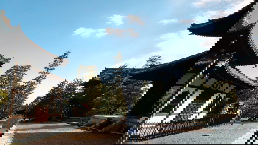 Beijing to Tokyo: The Great Wall & Mt Fuji