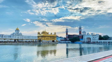 8 Day North India: Delhi, Dharamshala & the Golden Temple (G Adventures)