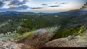 39 Day India to Sri Lanka: The Taj Mahal & Beach Bar Crawls (G Adventures)